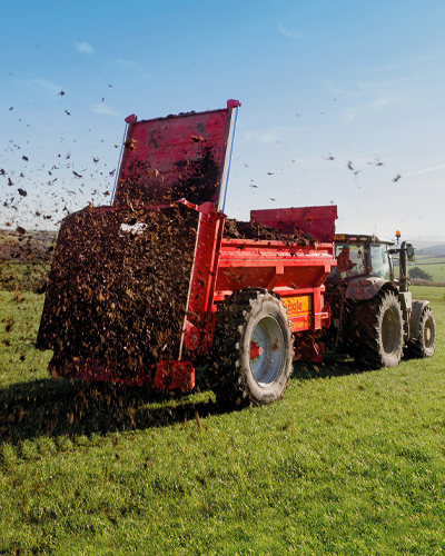 Agri-muck-spreaders