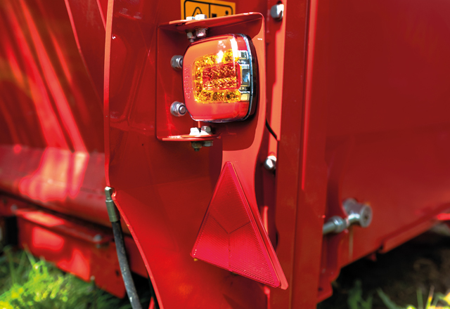 OPTION : Road Lighting Kit